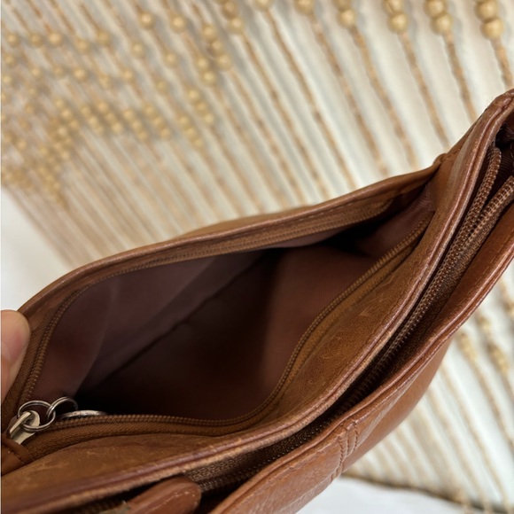 Fossil Tan Leather Distressed Y2K 2000s Boho Indie Festival Shoulder Purse Bag - Picture 8 of 8